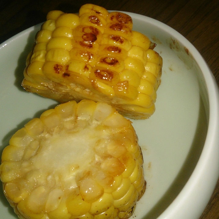 焼きトウモロコシ!バター醤油!